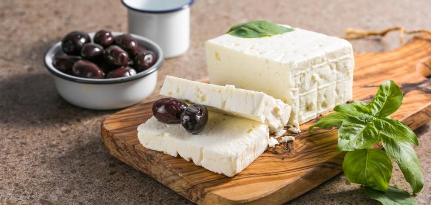 feta s olivami
