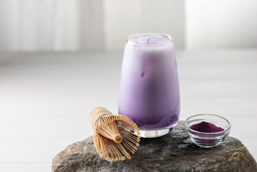 ledové ube latte